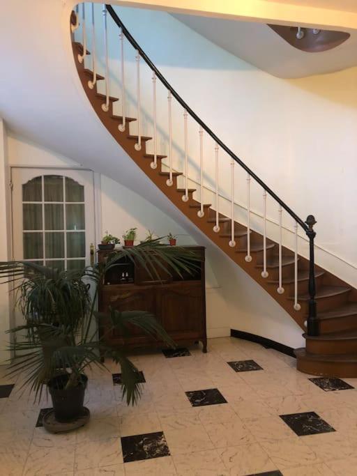 L'Omerade: Appartement De Charme Dans Une Maison Audomaroise سانت-أومير المظهر الخارجي الصورة